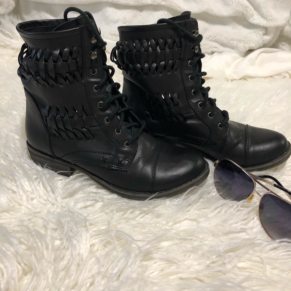 Nine West |combat boots|color:black|size:6 1/2